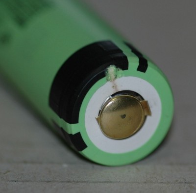 18650_button03cpr.jpg