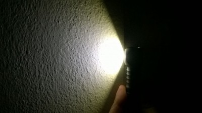 Zebralight H502w L2 beamshot3.jpg (70.63 KiB) Visto 1935 volte Zebralight H502w L2 beamshot3.jpg