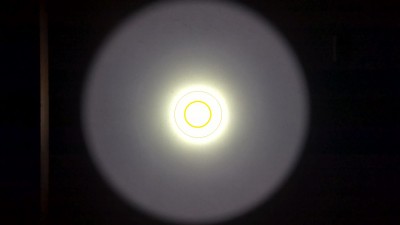 Predator Pro v2.5 XP-G2 warm-beamshot mod.jpg