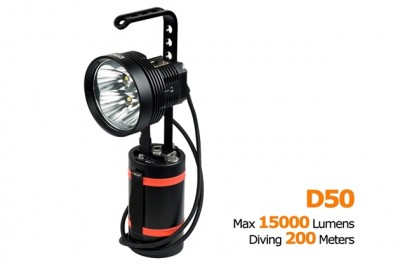 0046466_diving-light-d500_630.jpg